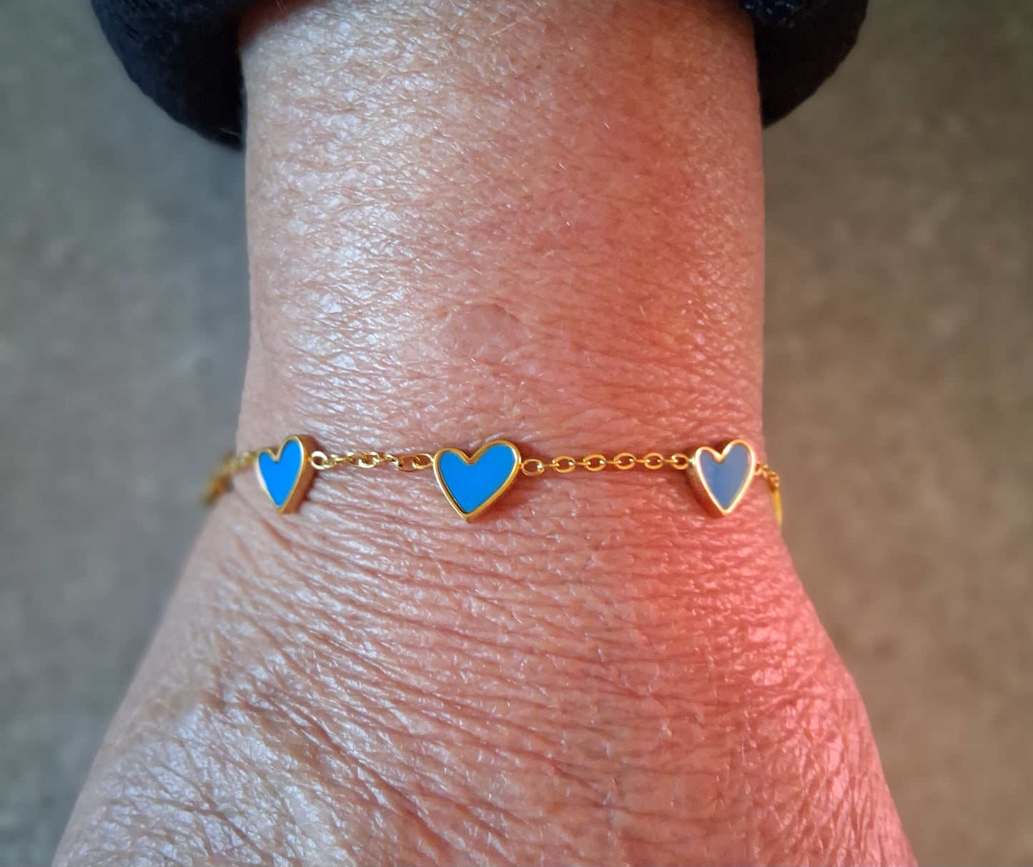 Bracelet petits coeurs