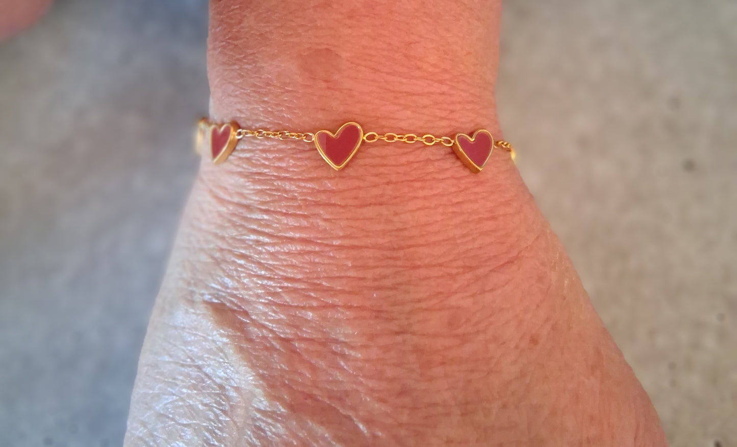 Bracelet petits coeurs